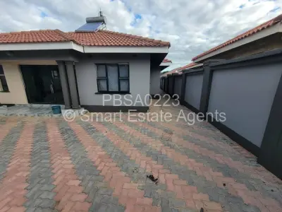 House For Rent in Weirmouth