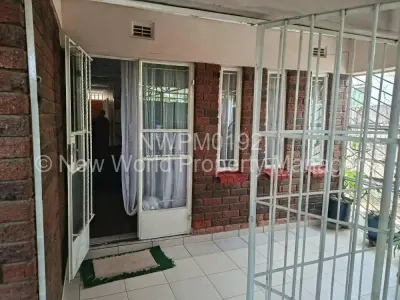 House For Sale in Zengeza