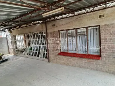 House For Sale in Zengeza