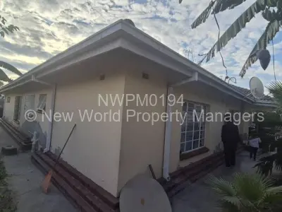 House For Sale in Mainway Meadows