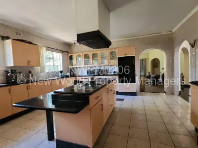 House For Sale in Mandara