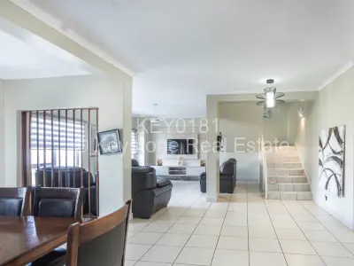 Townhouse/Cluster For Sale in Avondale West