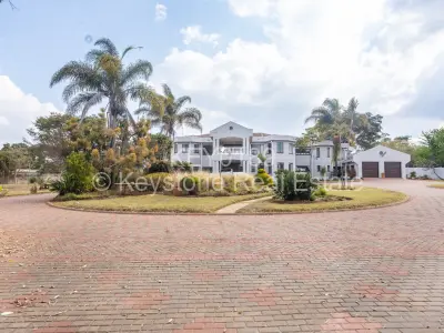 House For Sale in Greystone Park