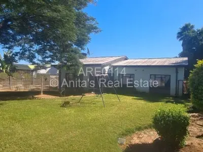 House For Sale in Montrose Byo