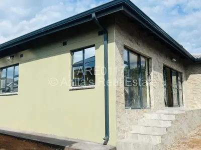 Townhouse/Cluster For Sale in Burnside