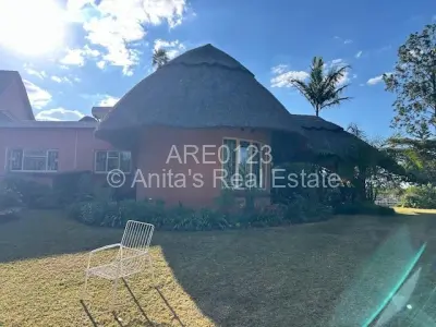 House For Sale in Douglasdale
