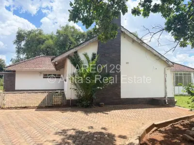 House For Sale in Malindela
