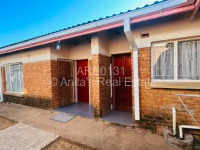 House For Sale in Selbourne Park