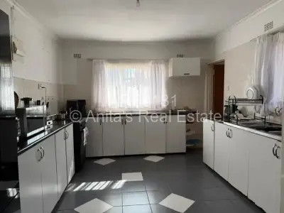 House For Sale in Selbourne Park