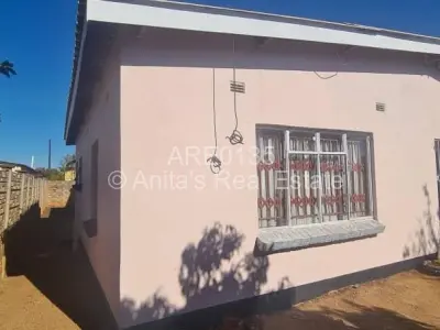 House For Sale in Nketa