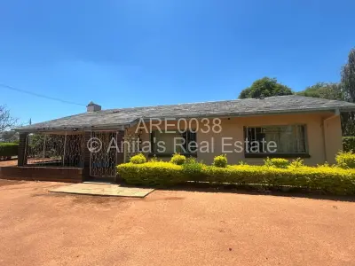 House For Sale in Matsheumhlope