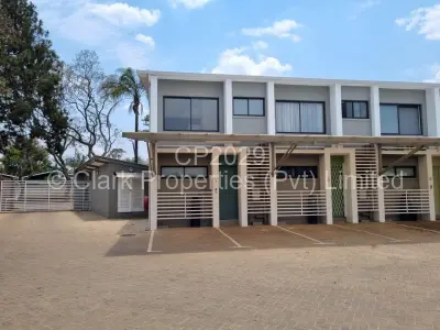 Flat/Apartment For Sale in Newlands