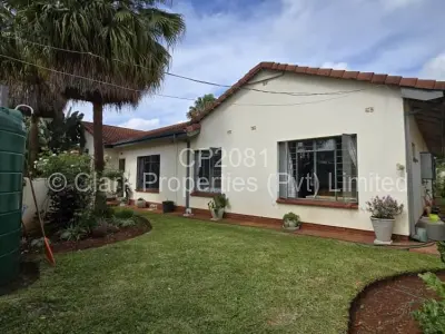 Townhouse/Cluster For Sale in Greendale North