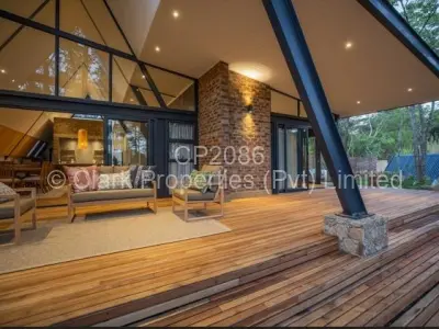 Townhouse/Cluster For Rent in Rolf Valley