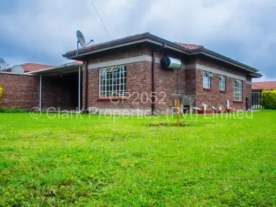 Townhouse/Cluster For Sale in Monavale