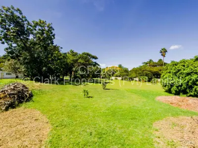 House For Sale in Greendale