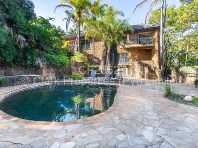 House For Sale in Helensvale