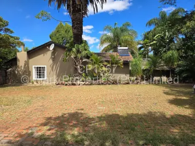 House For Sale in Newlands