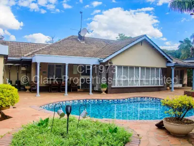 House For Sale in Avondale