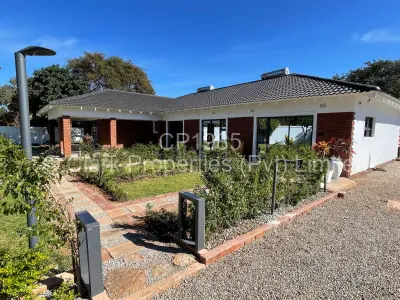 House For Sale in Selbourne Park