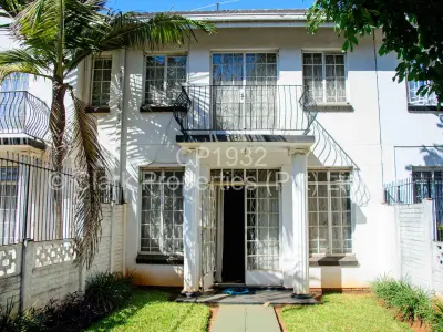 Flat/Apartment For Sale in Avenues