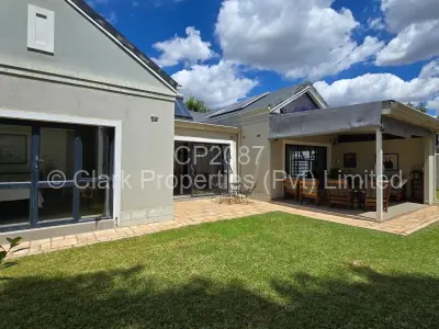 Townhouse/Complex/Cluster for Sale in Avondale
