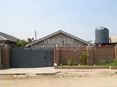 House For Sale in Chitungwiza