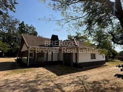 House for Sale in Waterfalls