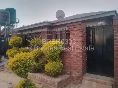 House to Rent in Southview Park