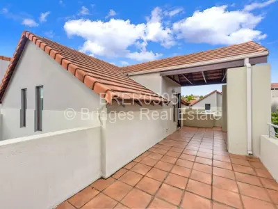 Townhouse/Complex/Cluster for Sale in Sandton