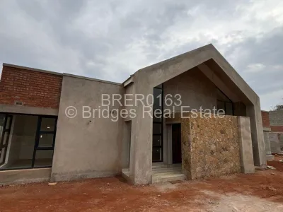 Townhouse/Complex/Cluster for Sale in Borrowdale