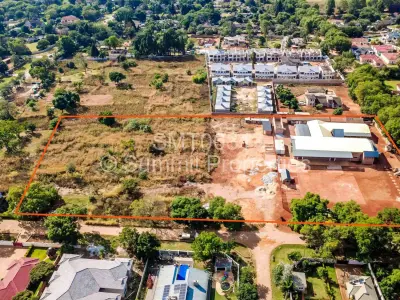 Warehouse/Industrial For Sale in Vainona