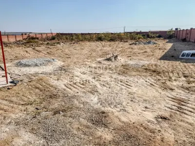 Industrial Stand For Sale in Arlington