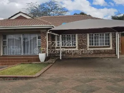 Townhouse/Complex/Cluster for Sale in Waterfalls