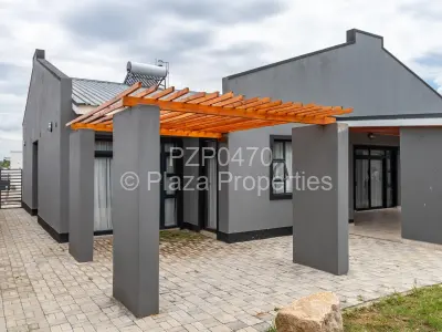 Townhouse/Cluster For Sale in Greendale