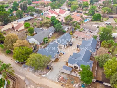 Townhouse/Cluster For Sale in Borrowdale West