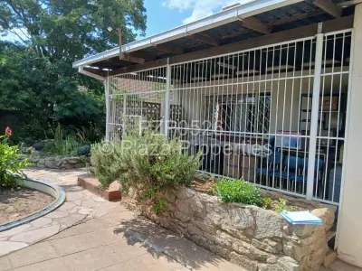 House For Sale in Braeside