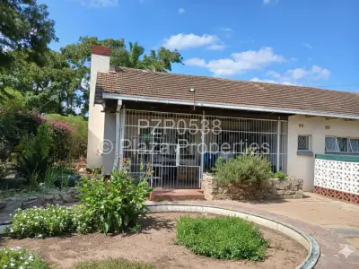 House For Sale in Braeside