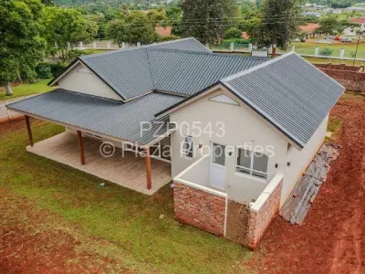 Townhouse/Cluster For Sale in Borrowdale Brooke