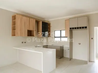 Flat/Apartment For Sale in Avondale West
