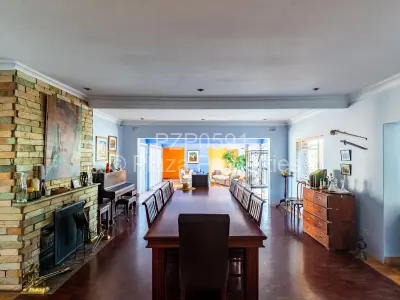 House For Sale in Helensvale