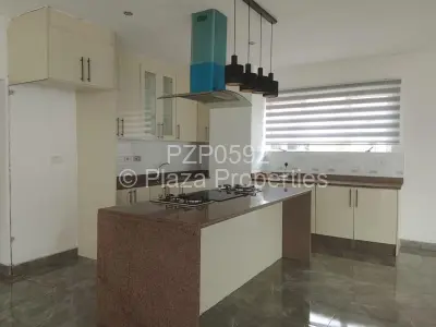 Townhouse/Cluster For Rent in Helensvale