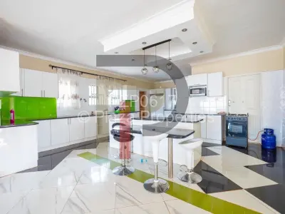 House For Sale in Borrowdale