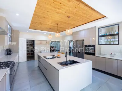 House For Sale in Greystone Park
