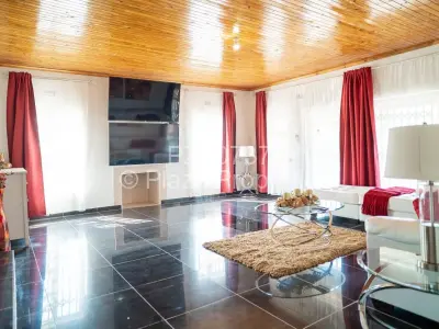 House For Sale in Crowhill Views