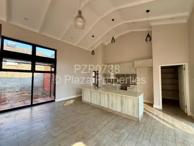 Townhouse/Cluster For Sale in Helensvale