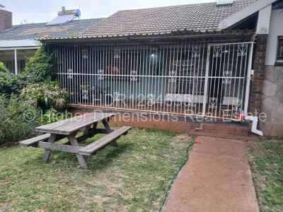 Flat/Apartment For Rent in Avondale