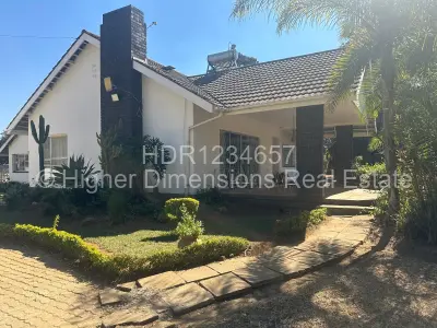 House For Sale in Strathaven