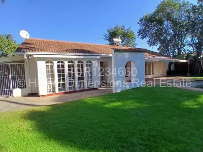 House For Rent in Strathaven