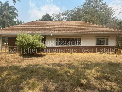 House For Sale in Strathaven